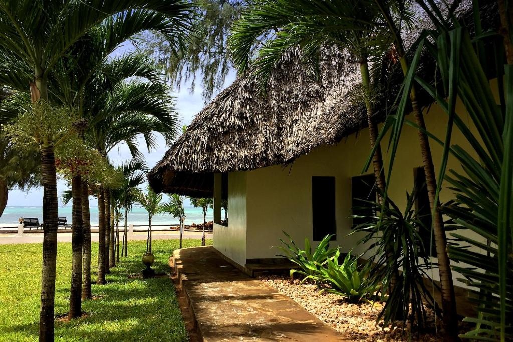 Galu Ecolodge - Diani Beach