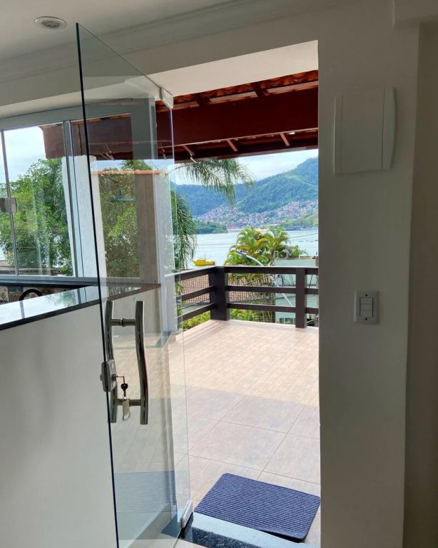 House in Angra dos Reis Sea View up to 3 People