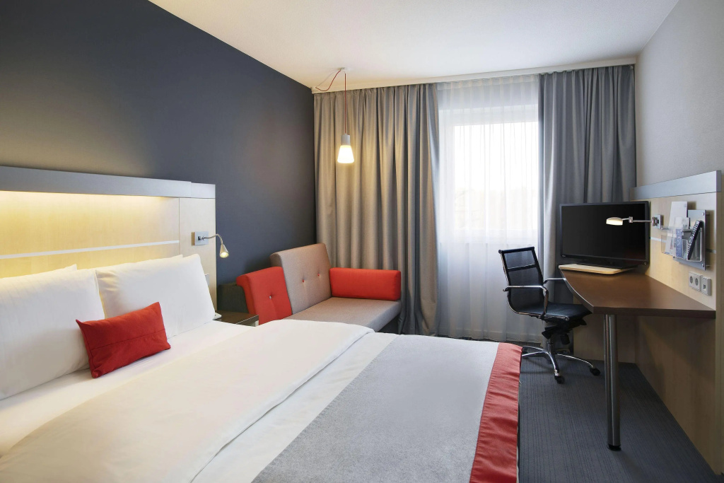 Holiday Inn Express Frankfurt Messe by IHG