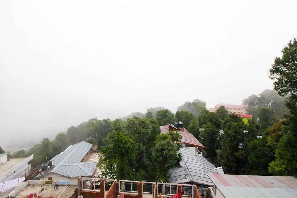OYO Home 9337 Sherwood 2BHK