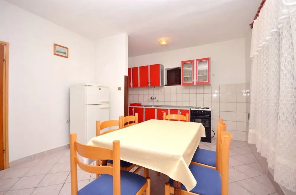 Apartments Zdravko