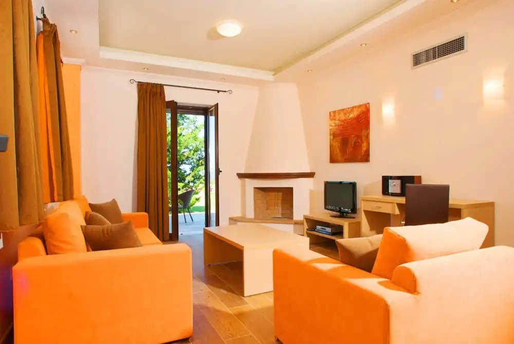 Beautiful 2 Bedroom Villa With Private Pool on the Island os Lefkada