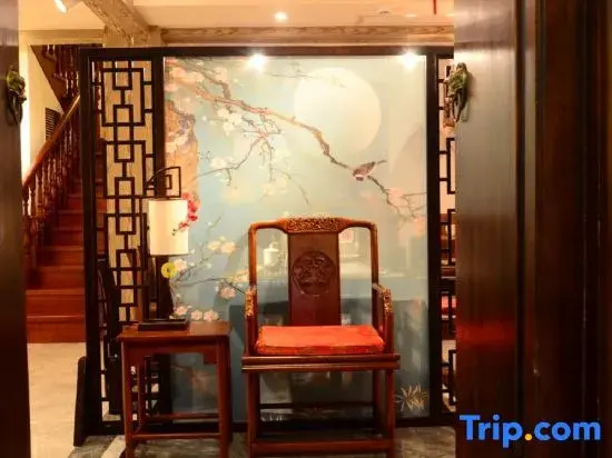 West Street Homestay (Dujiangyan Scenic Area South Bridge Branch)