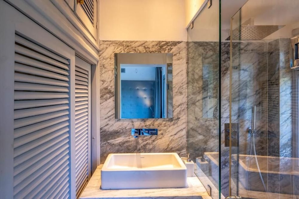 Hivernage Luxury 2BR  Parking