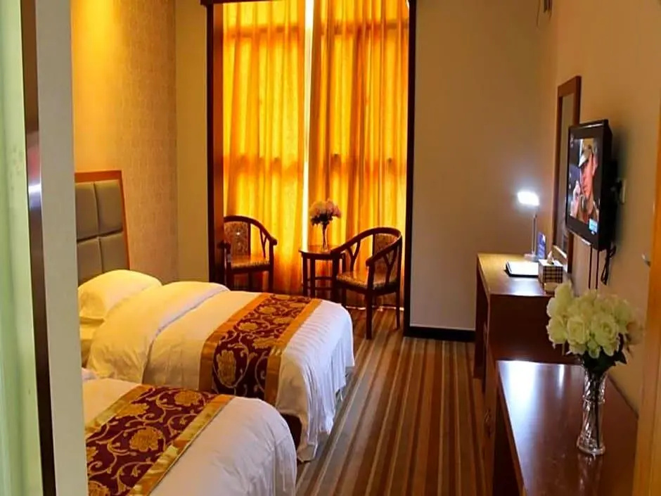 Beijing GuoMen Business Hotel