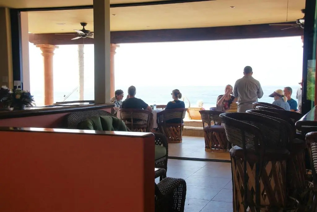 The Cerritos Beach Inn