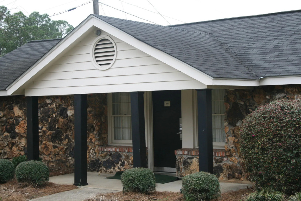Merry Acres Inn