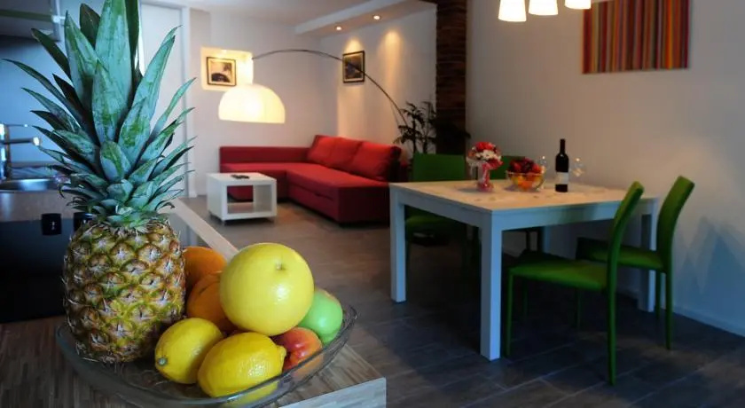 Apartment Outlet