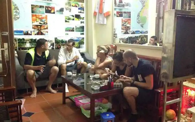 VIETNAM APPLE HOMESTAY