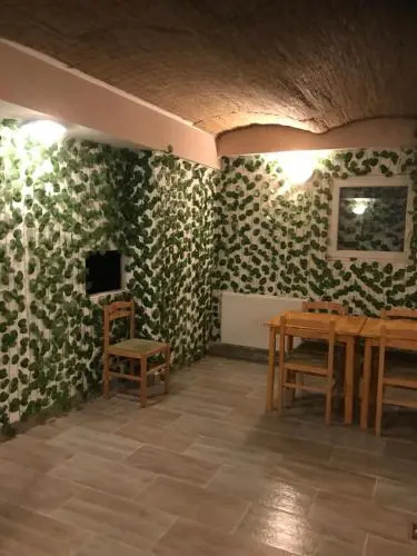 Opera Hostel Budapest