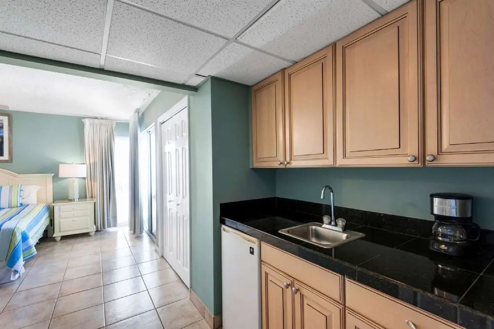 Long  Beach Resort Tower II 3 Bedroom Apartment