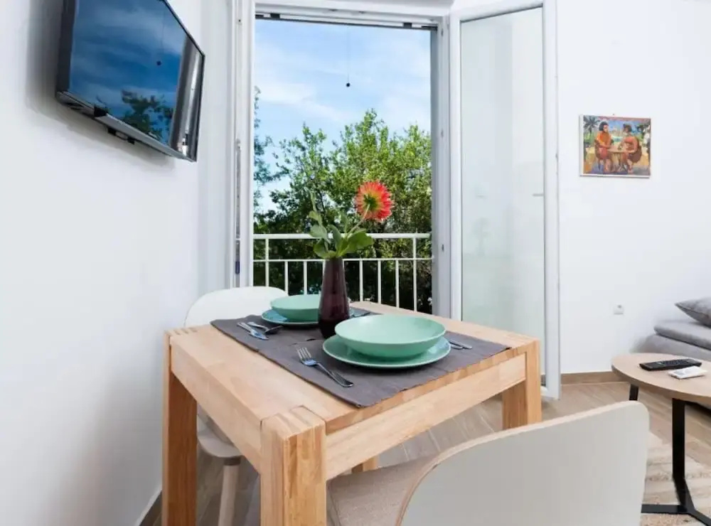 Romantic Studio in Zadar With City and Garden Views