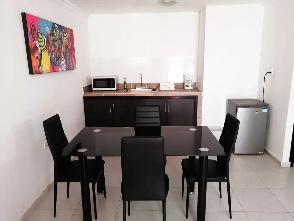 Las Piloneras Apartahotel