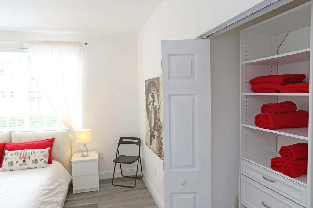 Drexel Suites South Beach