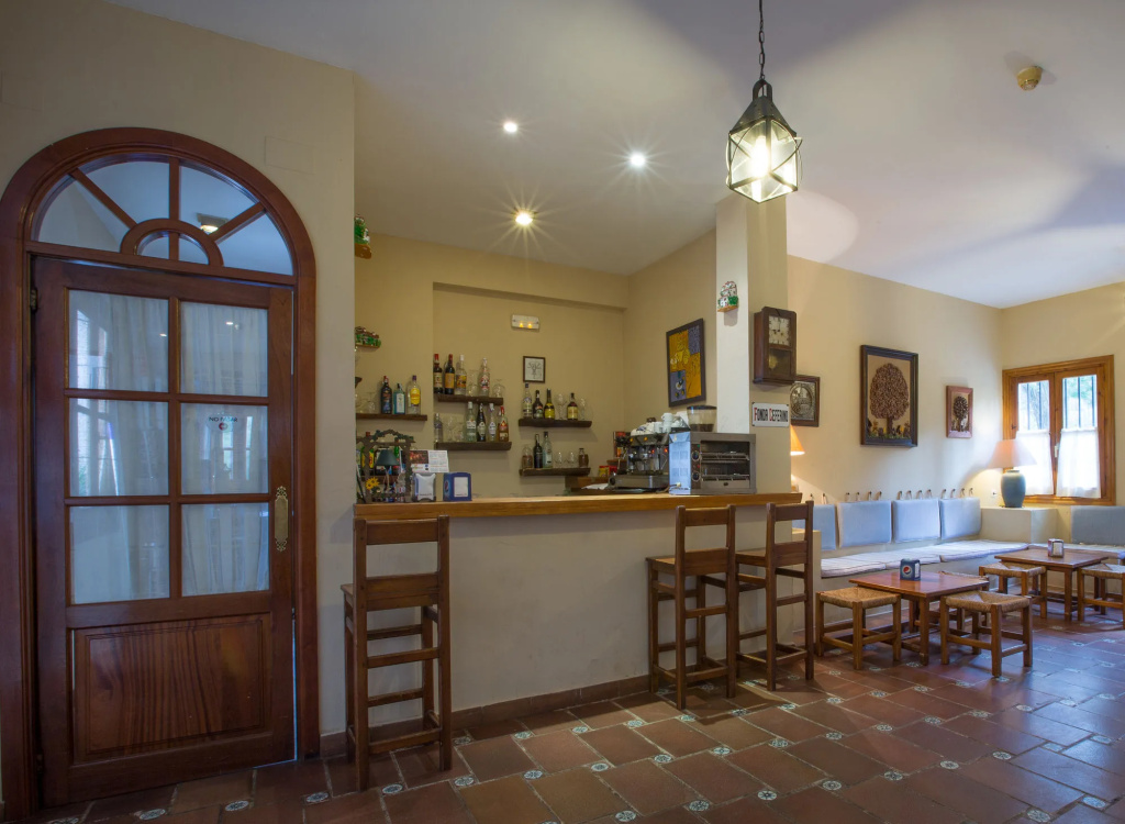 Hotel Humaina
