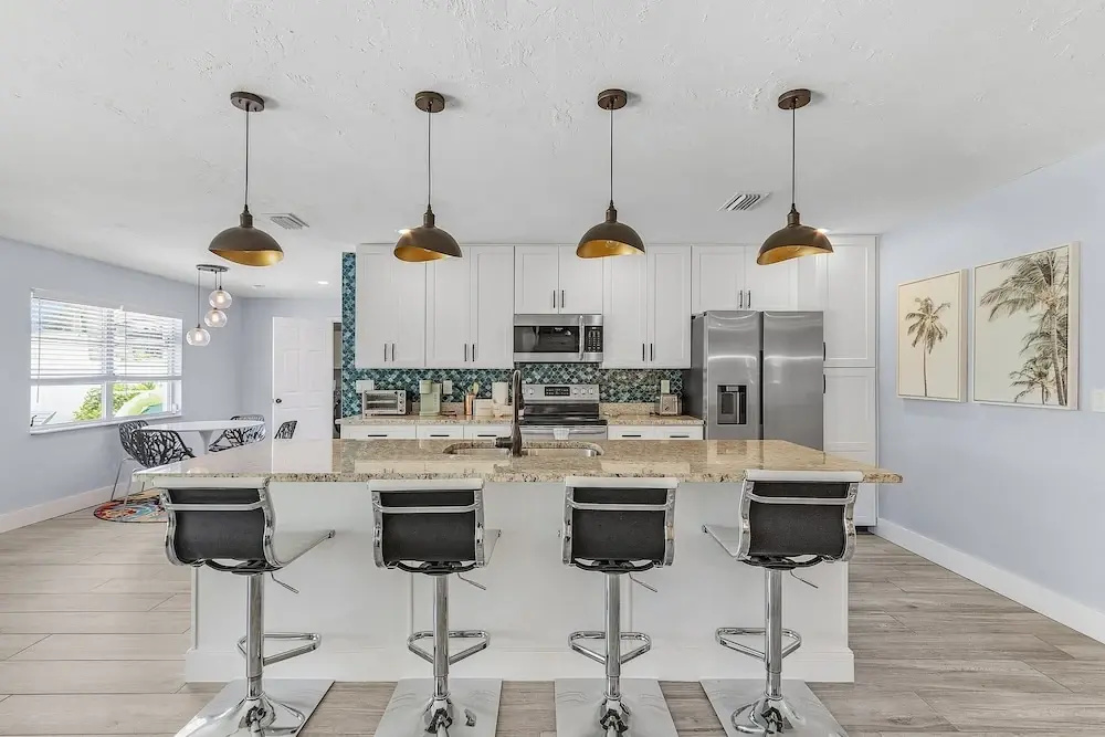 Soak Up The Sun - Saltwater Pool, Spacious Fenced-in Backyard, 3 Bedroom Home