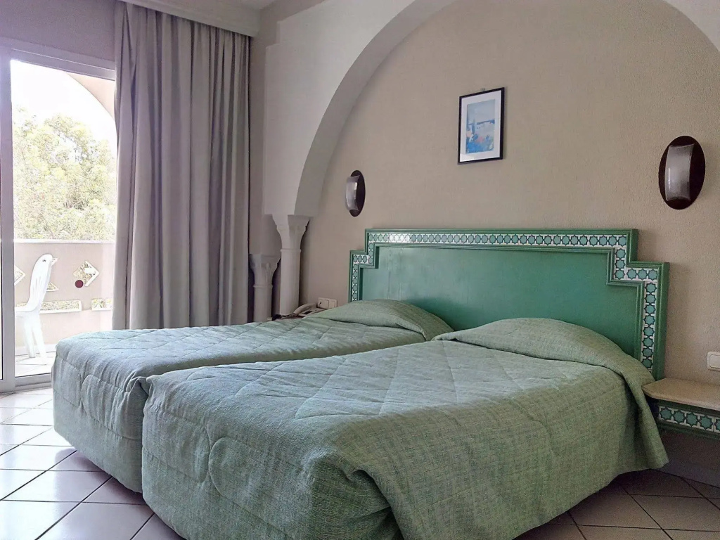 Отель Tunisia Lodge