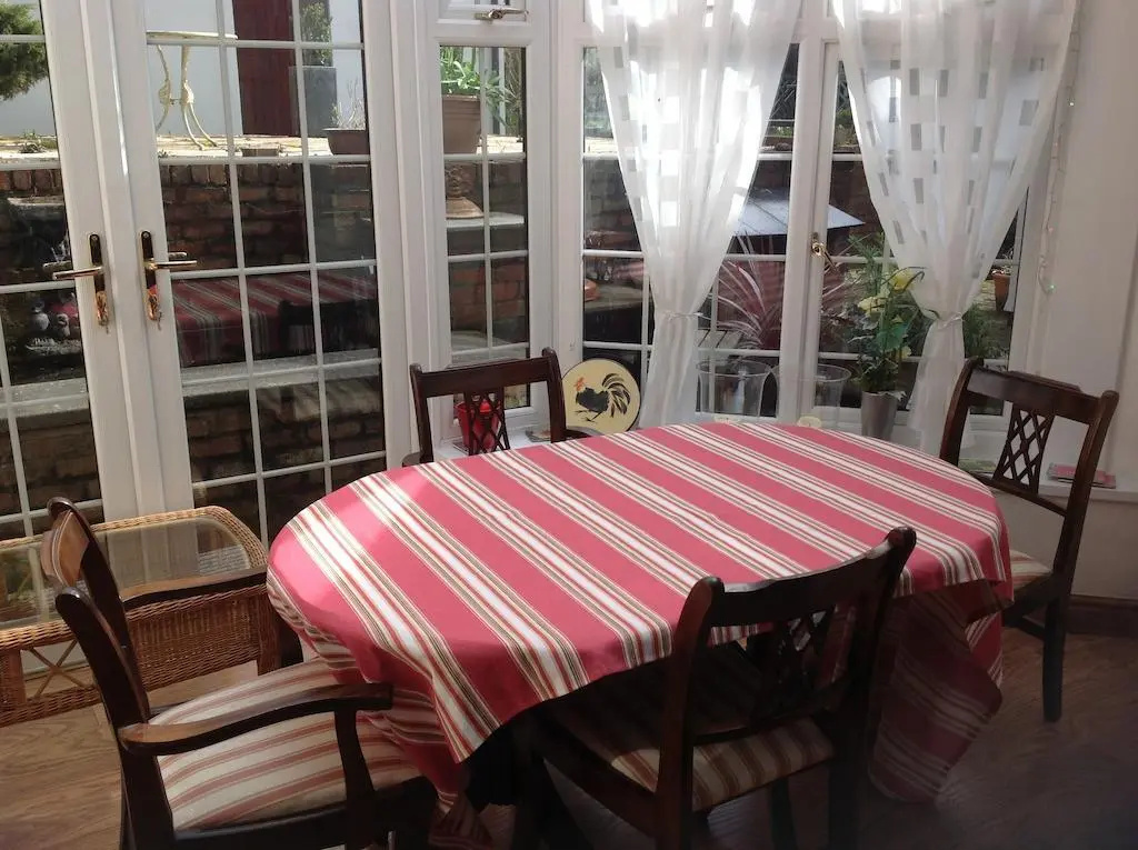 The Laurels Bed and Breakfast