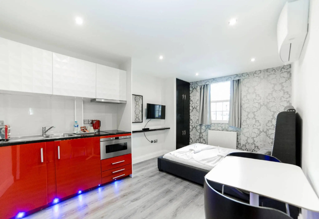 Imperial Court Suites
