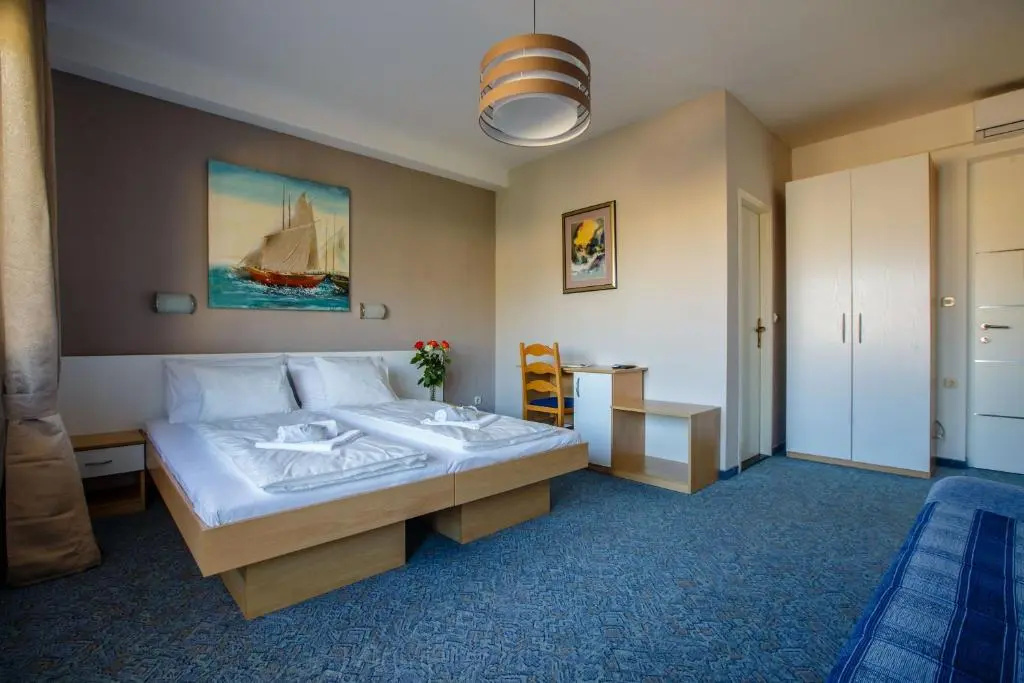 Rooms Split