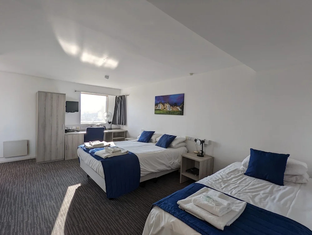 Broadview Hotel