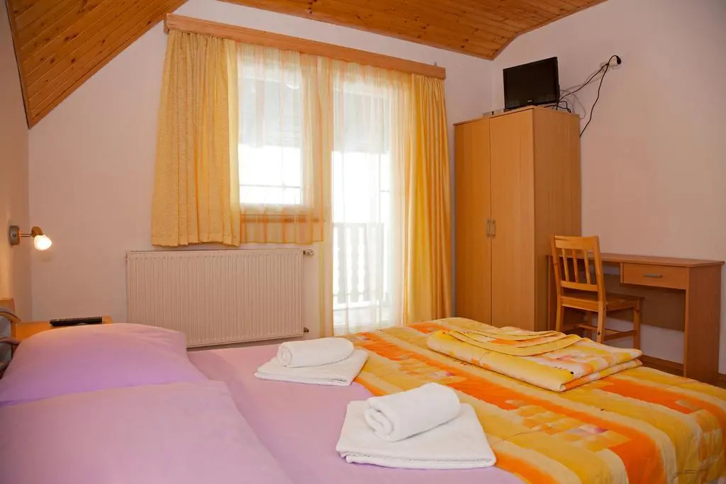 Apartman & Sobe Orhideja