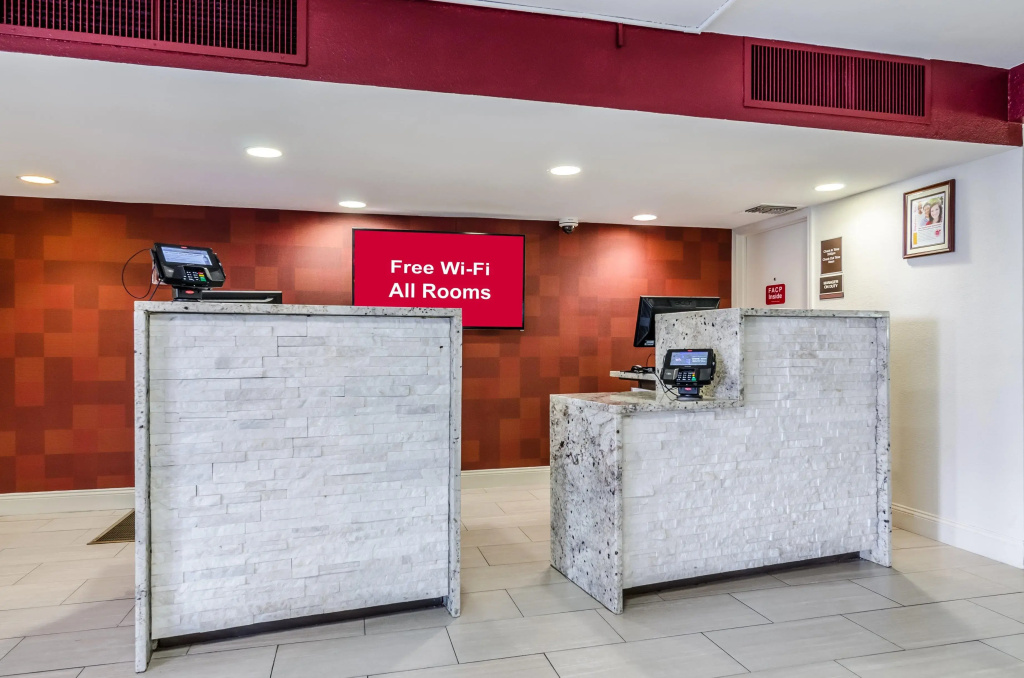 Red Roof Inn PLUS+ Wichita East