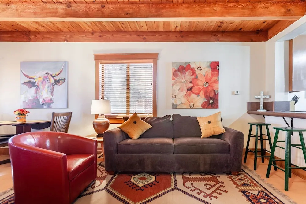 Casita Del Sol Charming Private Studio Studio Bedroom Cabin by RedAwning