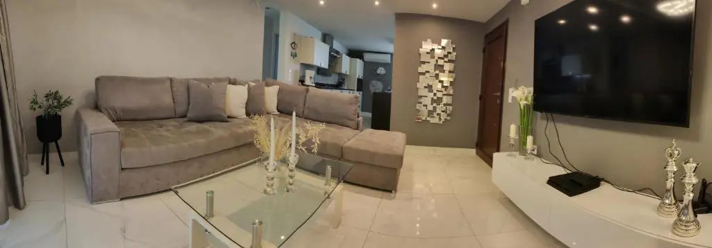 Crystal Luxury Apartment