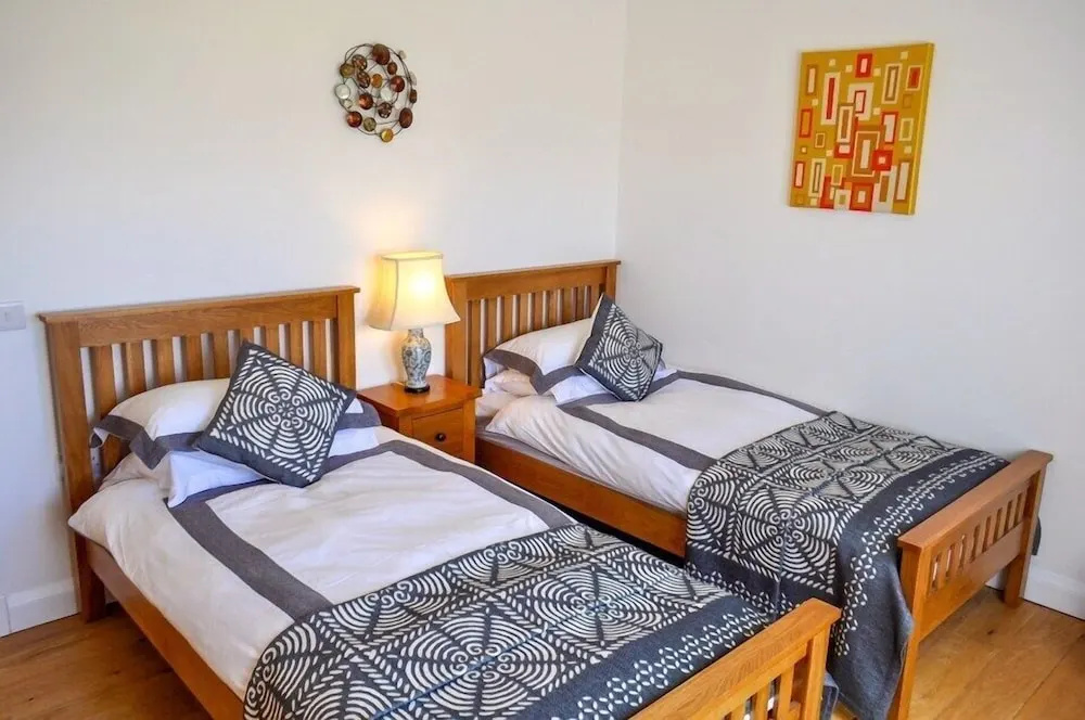 Lurach House