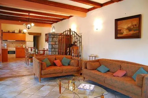 Holiday Home 2 Bedrooms 1 Bathroom - Prina