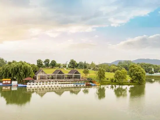 Longshan Shangxin Valley Resort