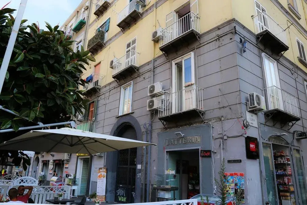 B&B Caracciolo 109