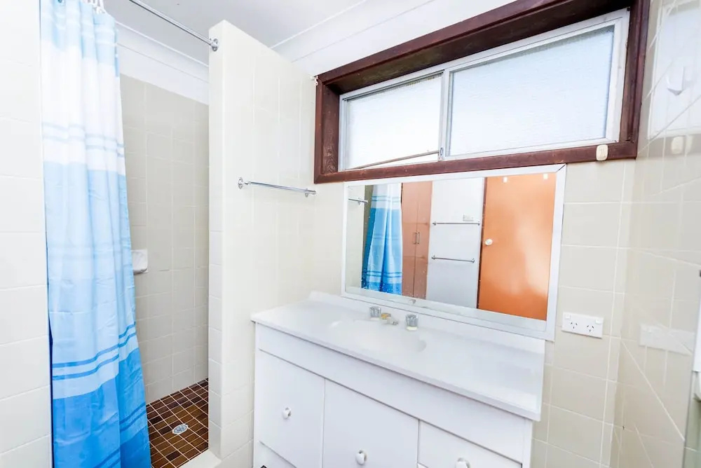 Castaways Unit 8 - Shoal Bay
