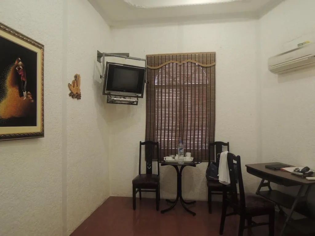 Hong Giao Hotel