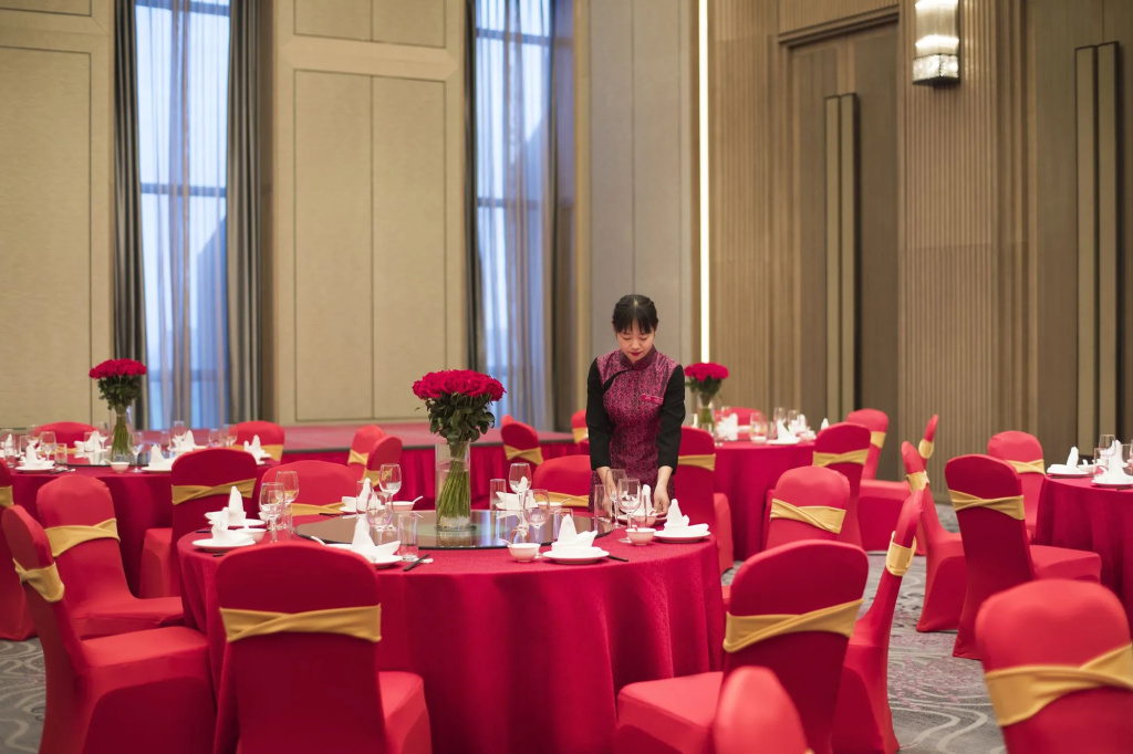 Crowne Plaza Harbin Songbei by IHG