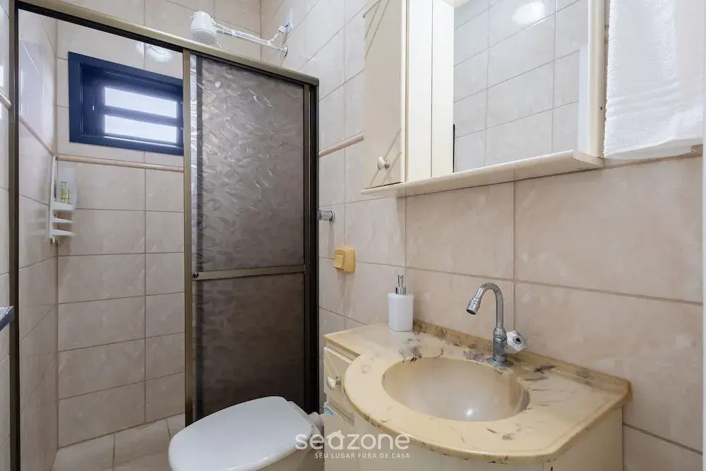 5 Bedroom House 200 m From the Beach Cmm0043