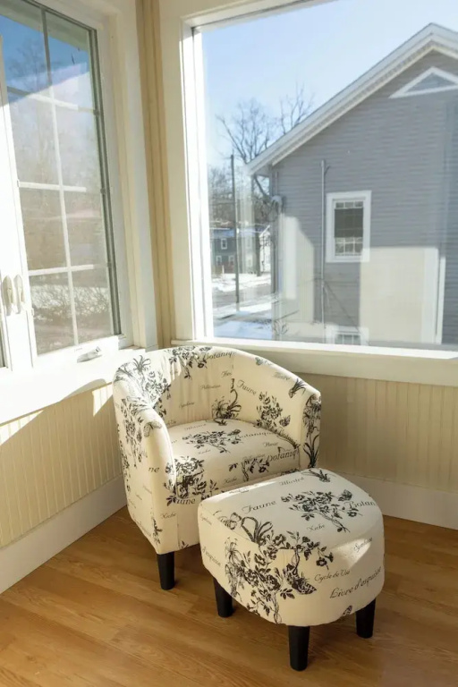 Ann Inn - Downtown New Milford Apartment