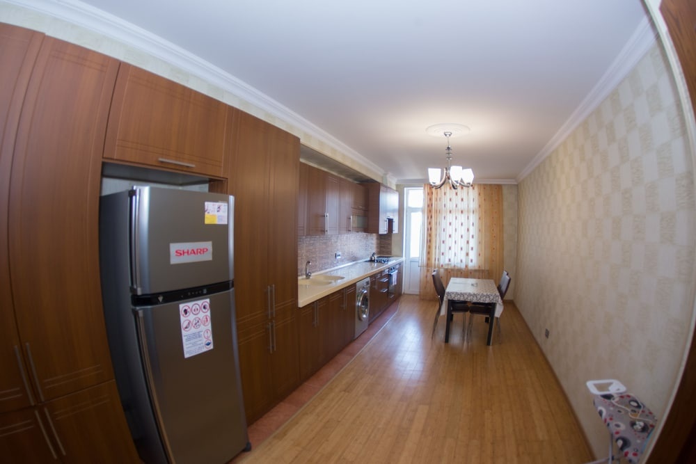 Bakuvi Tourist Apartment B092