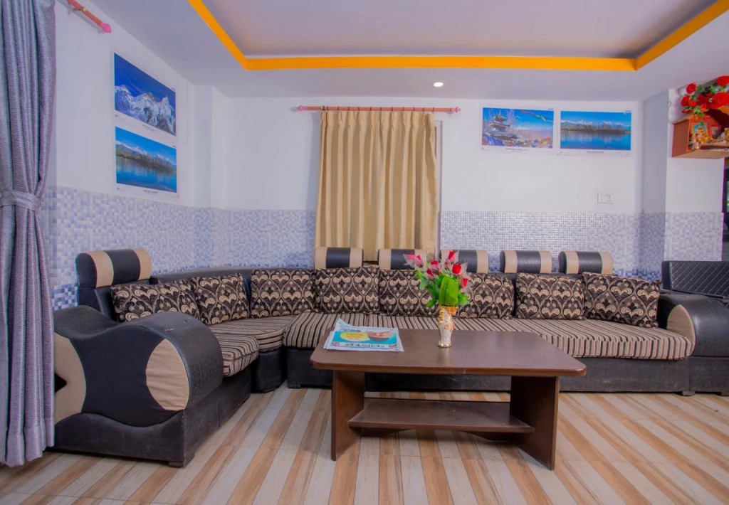 OYO 243 Saypatri Guest House