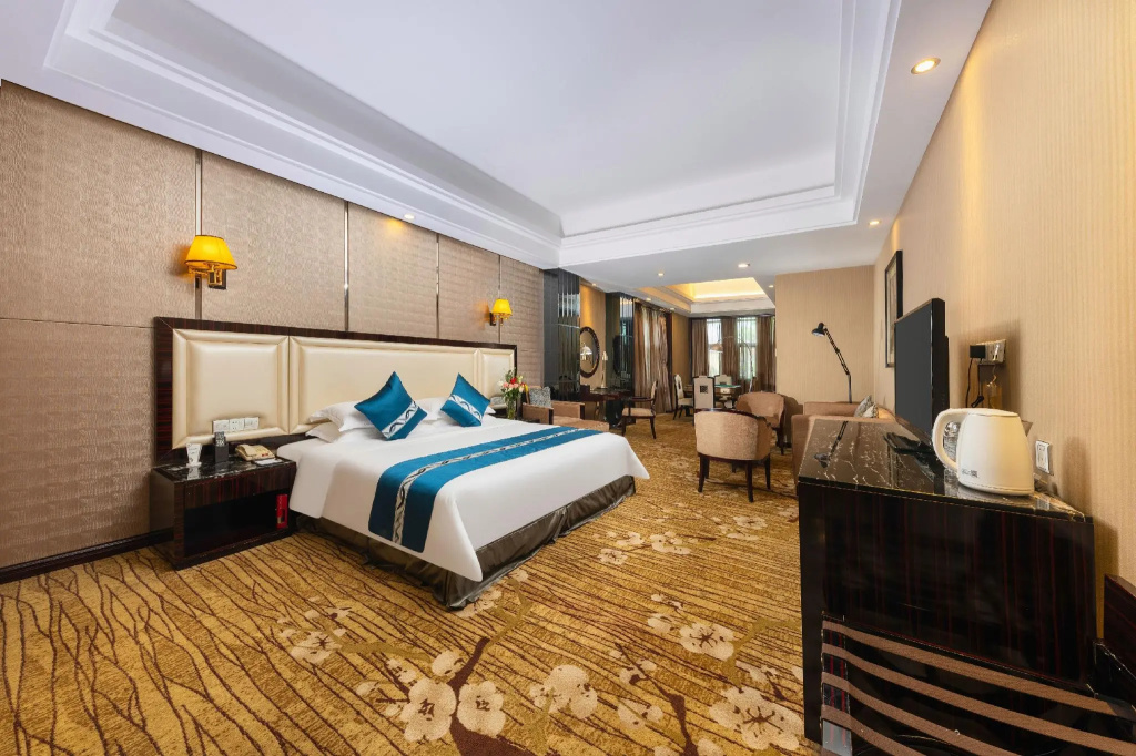 Country Garden Holiday Hotel