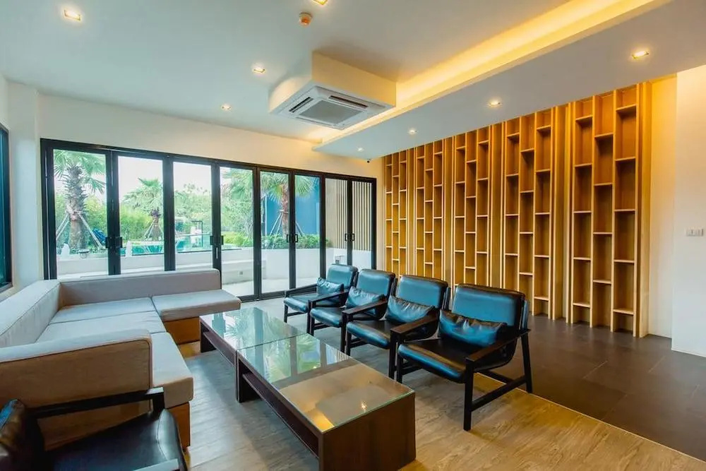 The Aristo Resort 610