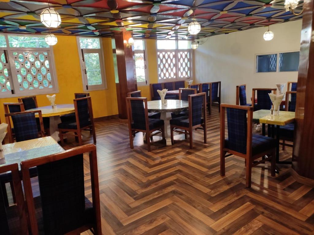 Hotel Pineview Shimla