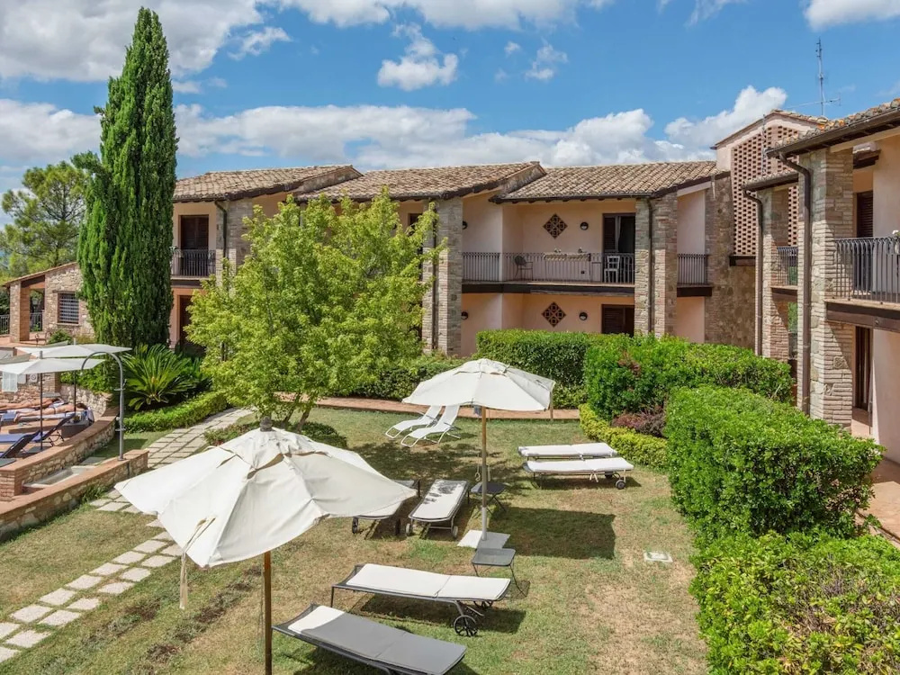 Peaceful Stay in Collazzone Hills