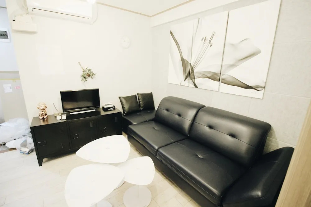 Seoul Station Dada House