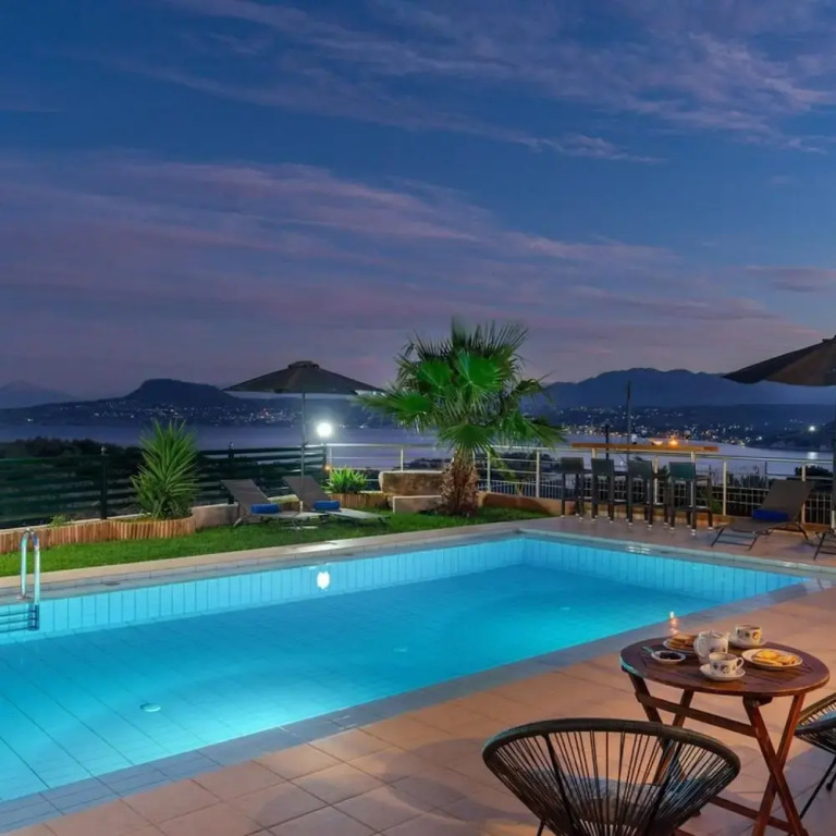 Villa Roula 3BR Seaview Villa in Chania
