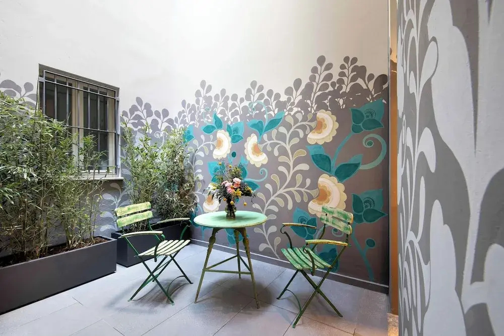 Agora\ - Boutique Stays
