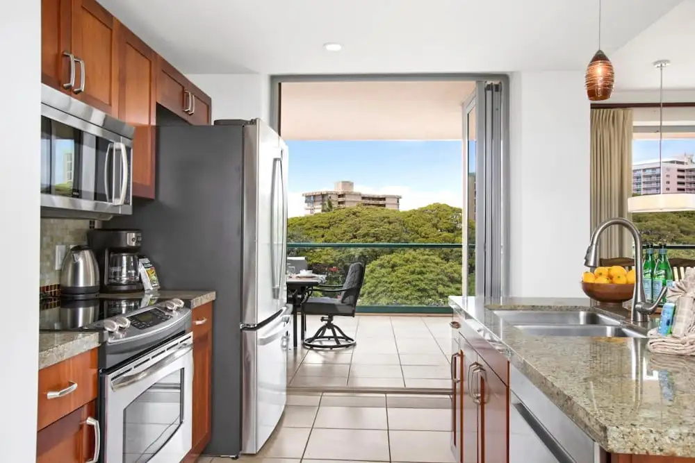 Honua Kai Konea 2 Free Rental Cars KBM Resorts Extra Large Corner Suite! 2 Units, 5 Bedrooms Ml-1403