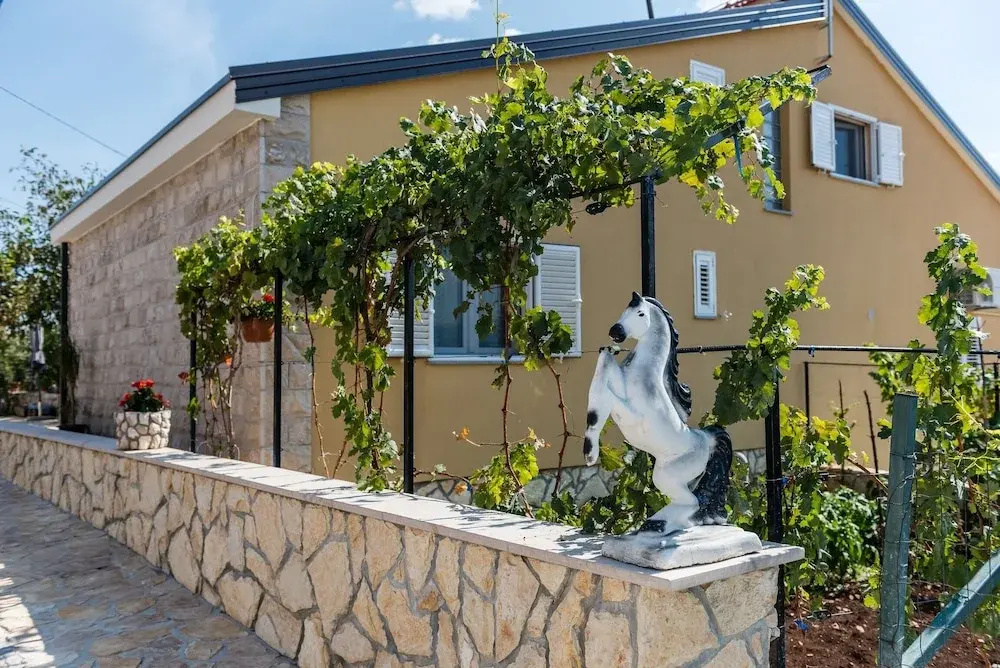 Nice Home In Poljica Imotska