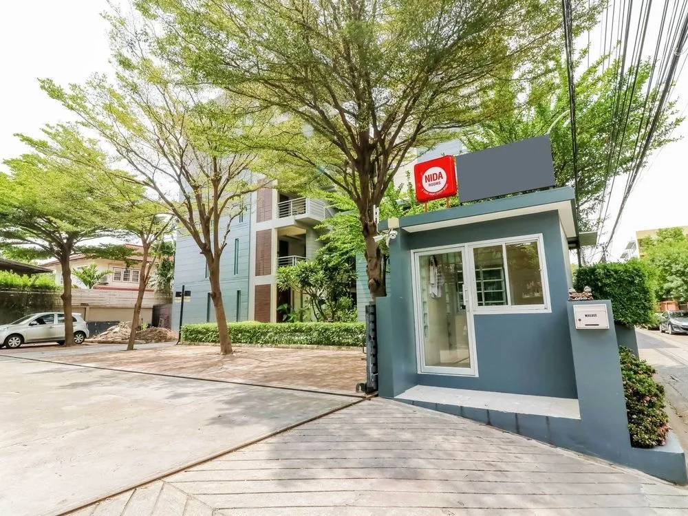 Nida Rooms Soi 71 Metro Ladprao